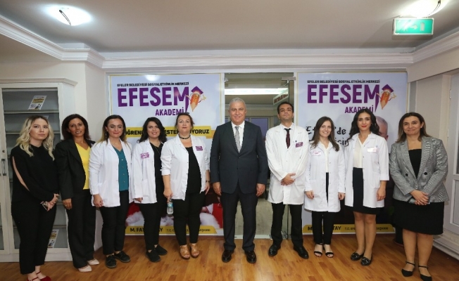 EFESEM, doğru tercih için danışmanlık hizmeti veriyor